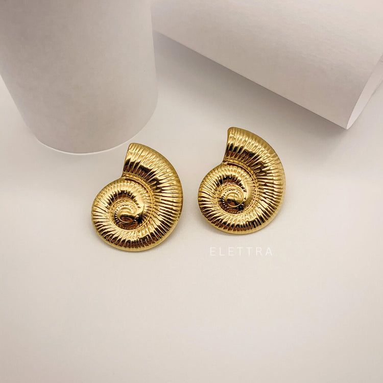 Chunky Gold Seashell Stud Earrings