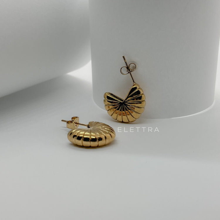 Small Ribbed Gold C-Shape Earrings