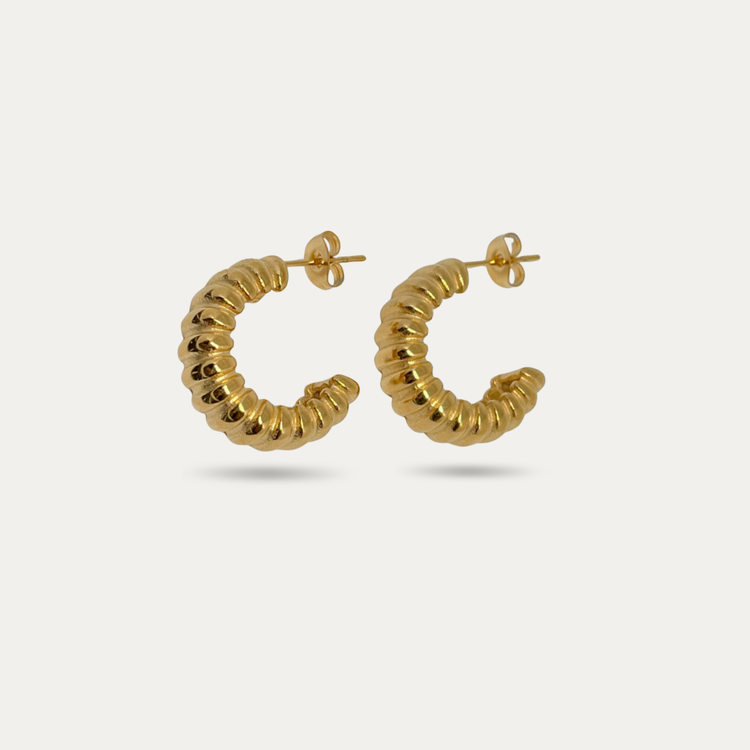 Ribbed Gold C-Shape Earrings