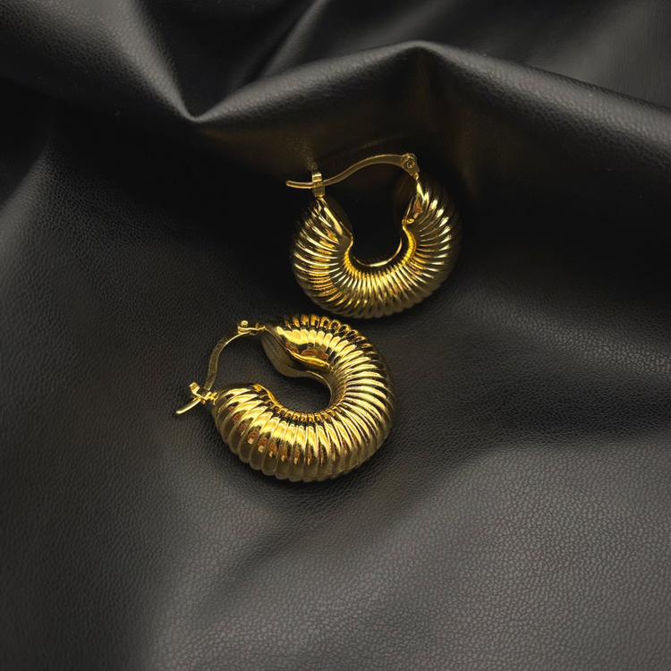 18K Gold Plated Chunky Ribbed Gold Hoop Earrings