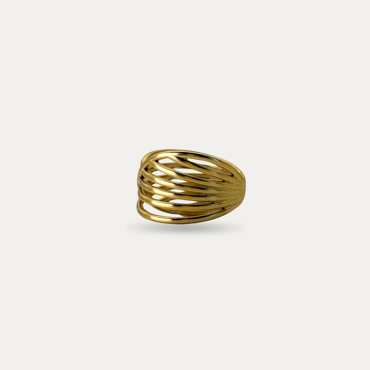Multi-strand gold ring