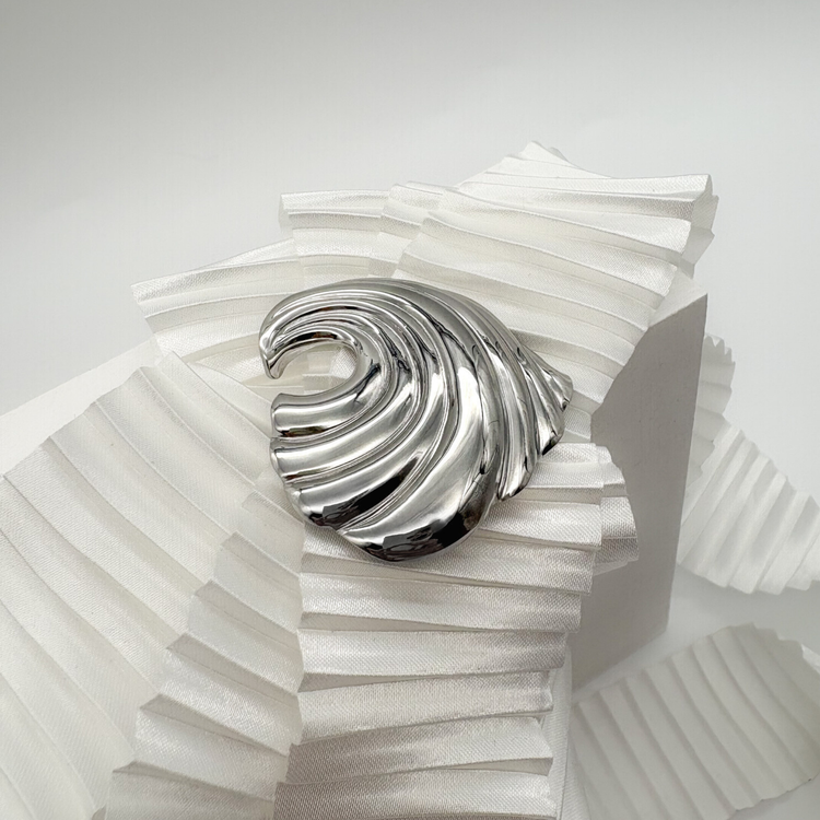 Silver Wave Brooch Pin