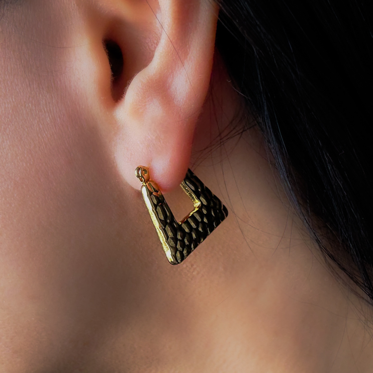 U-Shape Gold Hoop Earrings