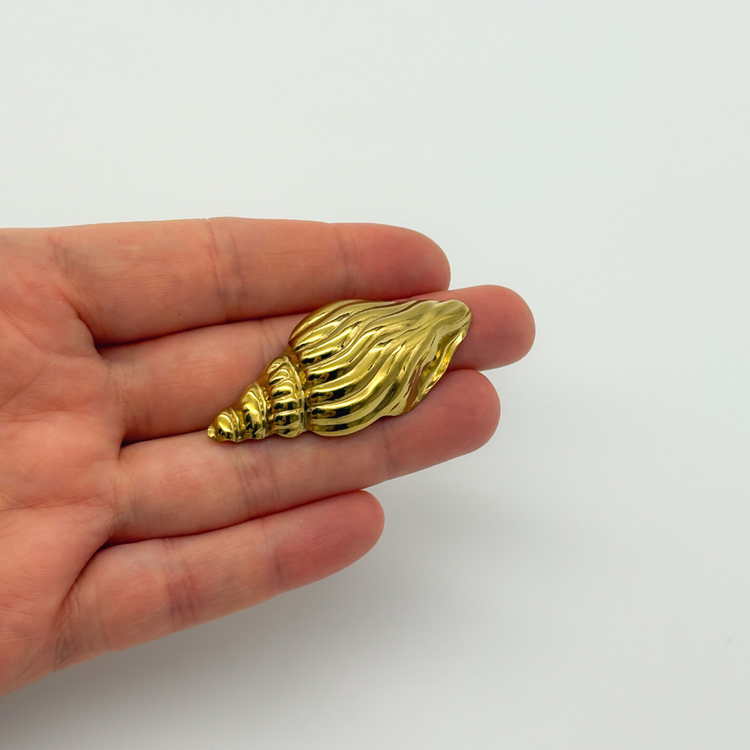 Gold Shell Brooch Pin