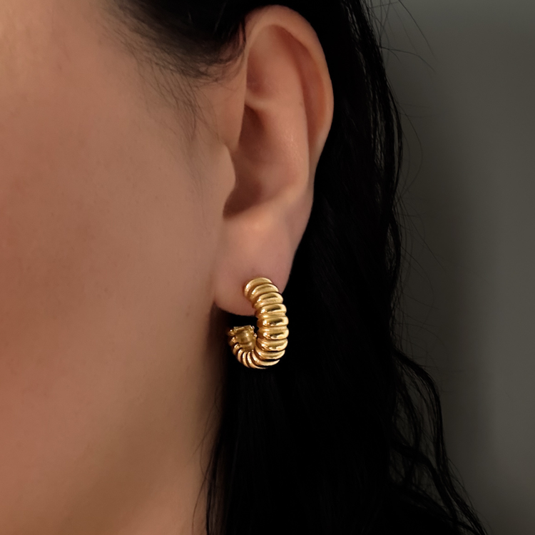 Ribbed Gold C-Shape Earrings