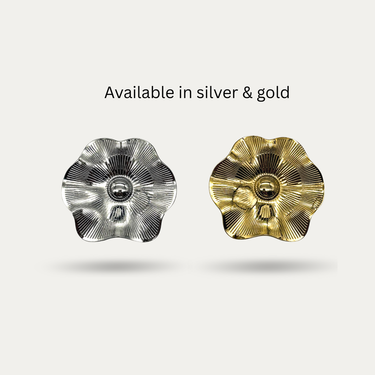 Gold Flower Brooch Pin