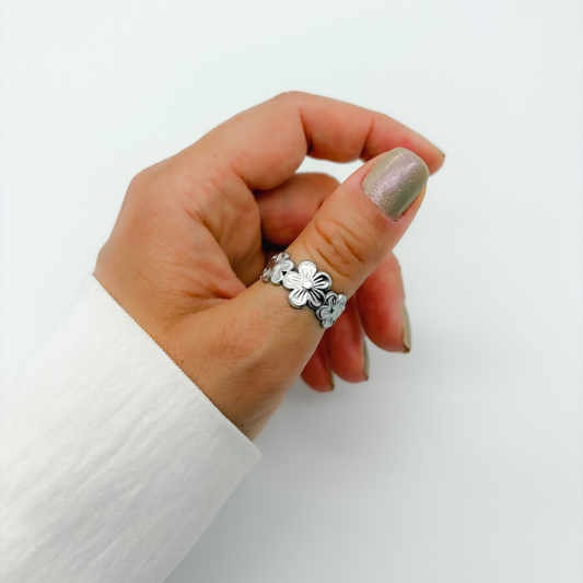 Silver Flower Ring