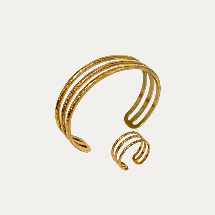 Multi-strand Hammered gold ring