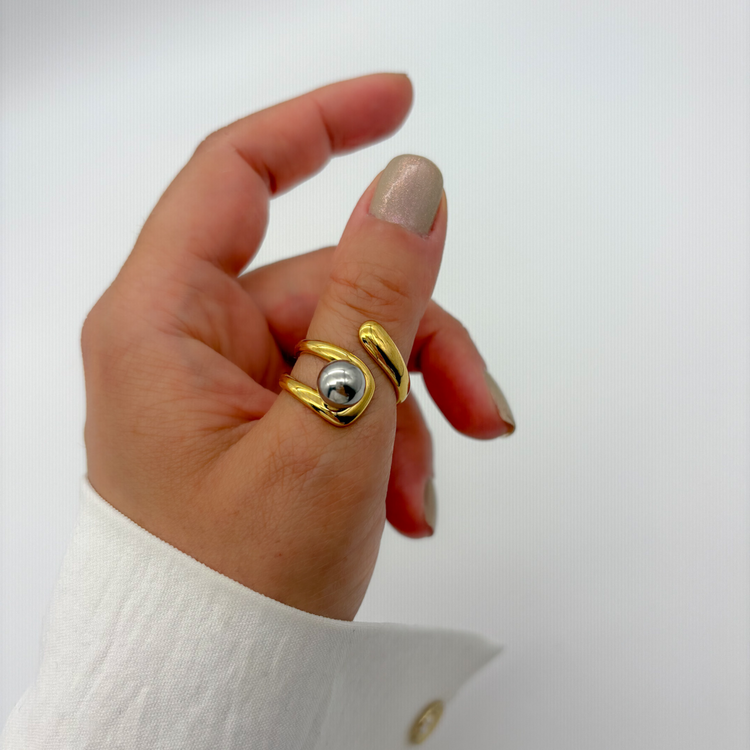 DUAL-TONE BALL RING