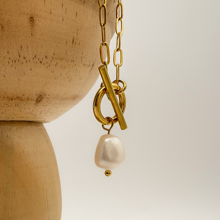 Fresh Water Pearl Necklace