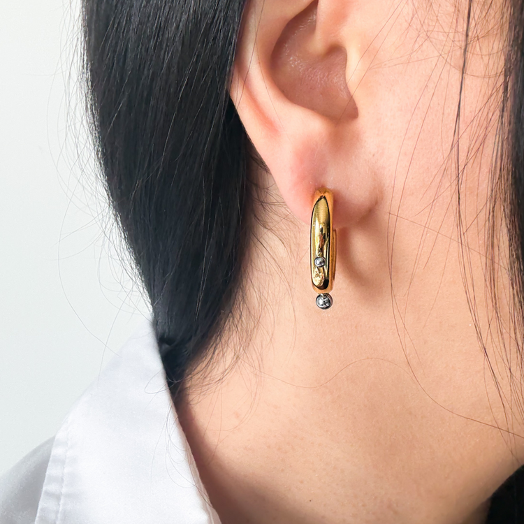 Dual-Tone C-Shape Earrings