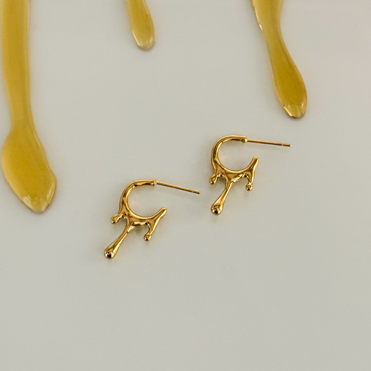 Dainty Gold Drip C-Shape Earrings