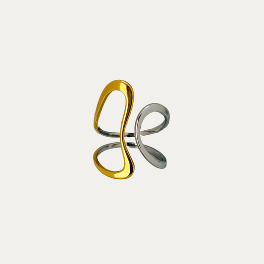 DUAL-TONE WAVY RING
