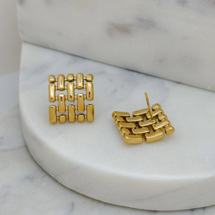 Gold Sqaure Woven Stud Earrings