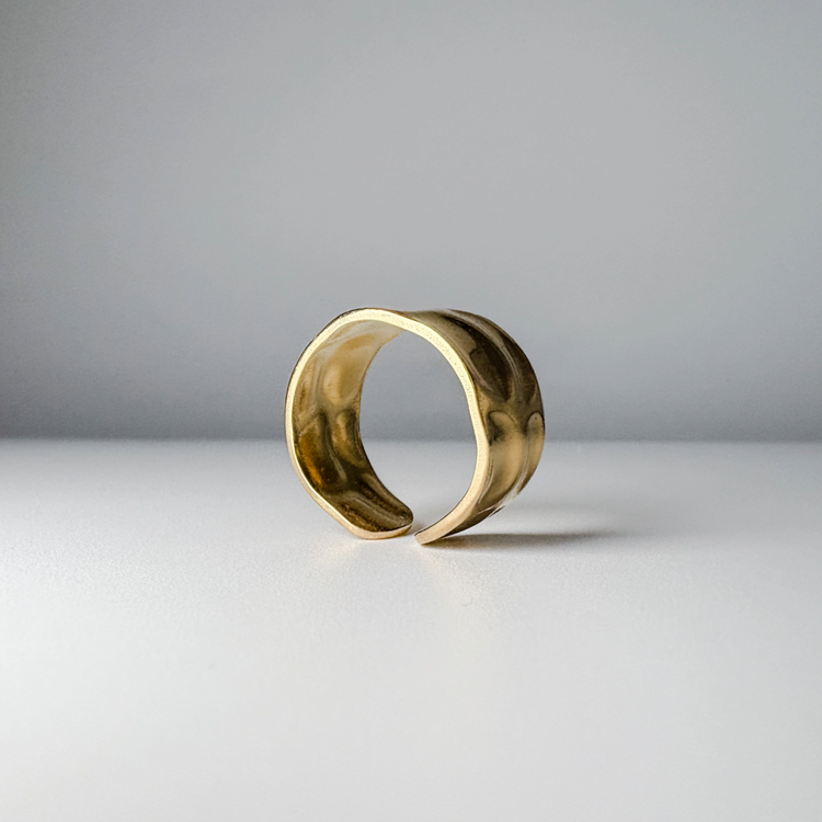 Gold Cigar Band Ring