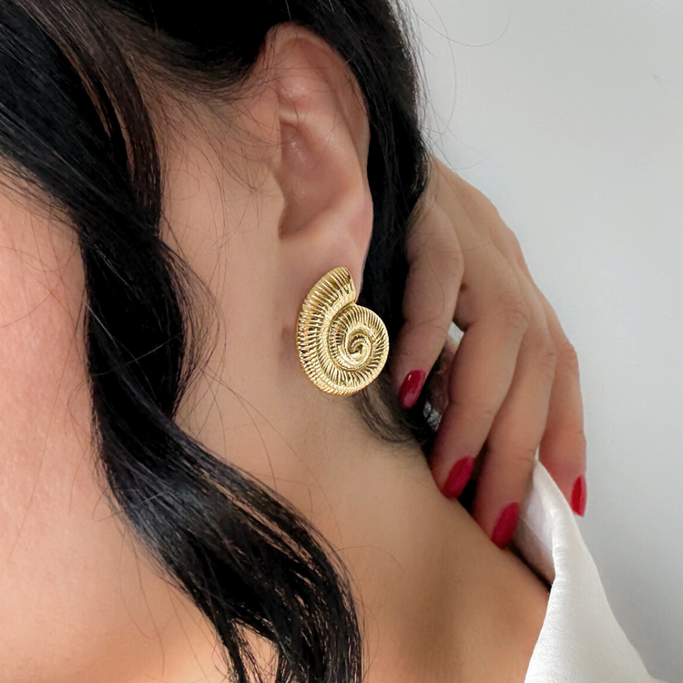 Chunky Gold Seashell Stud Earrings