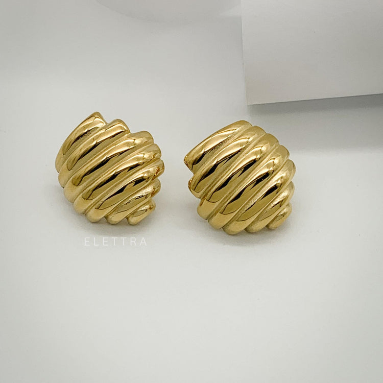 Gold Ribbed Chunky Stud Earrings