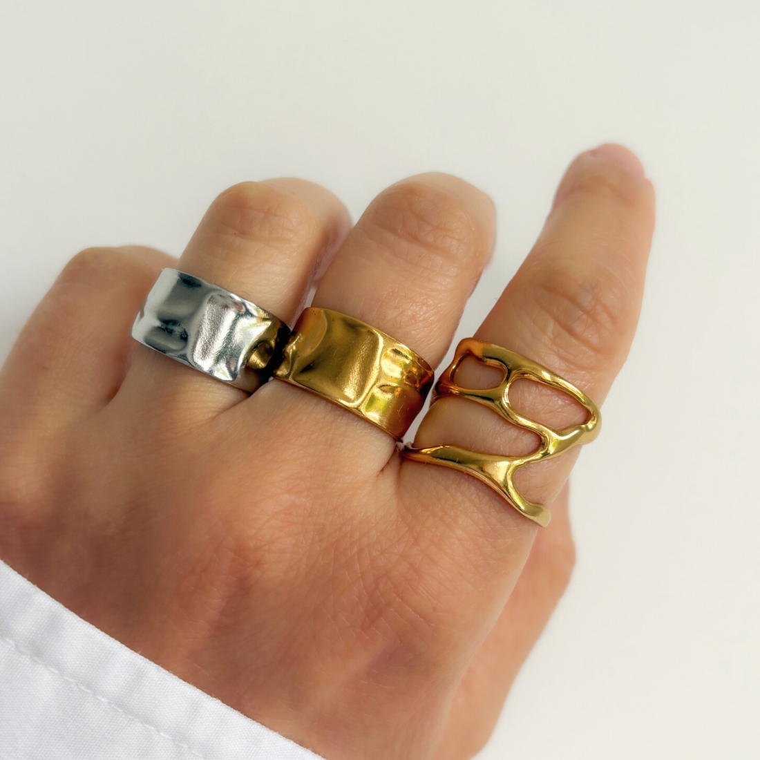 Pool Party Regrets? Here’s How to Rescue Your Rings After Chlorine Damage