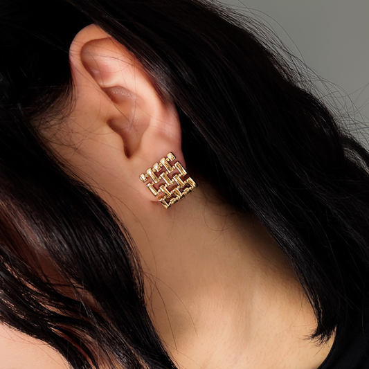 Gold Sqaure Woven Stud Earrings