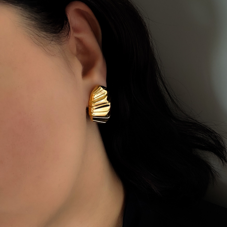 Chunky Gold Ribbed Stud Earrings