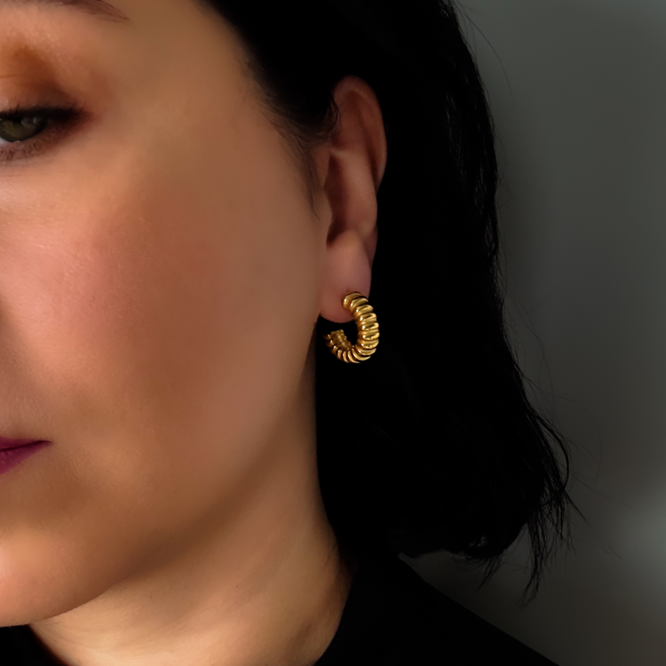 Ribbed Gold C-Shape Earrings