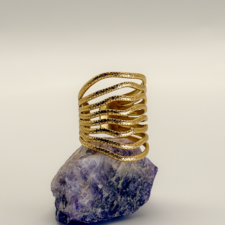 Textured Gold Wavy Ring