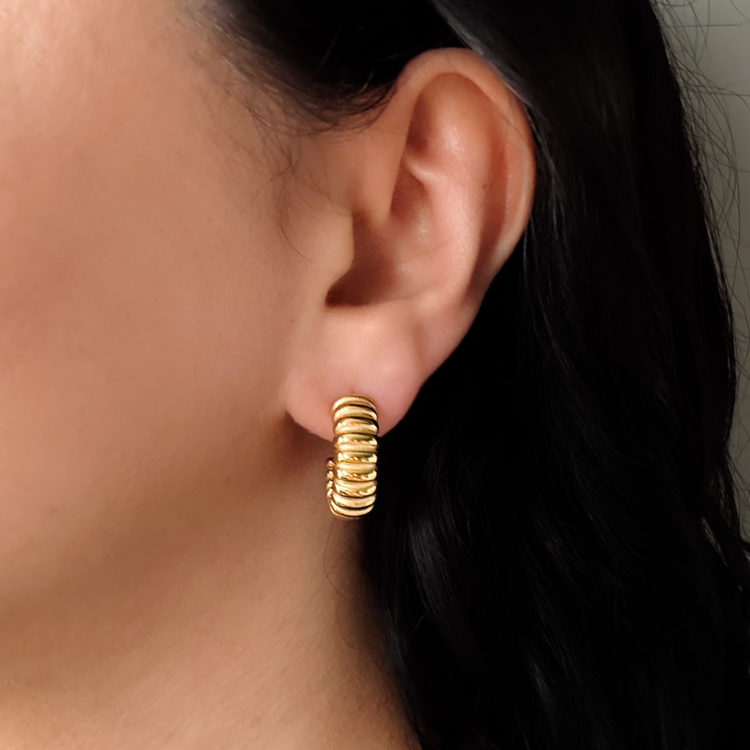 Ribbed Gold C-Shape Earrings