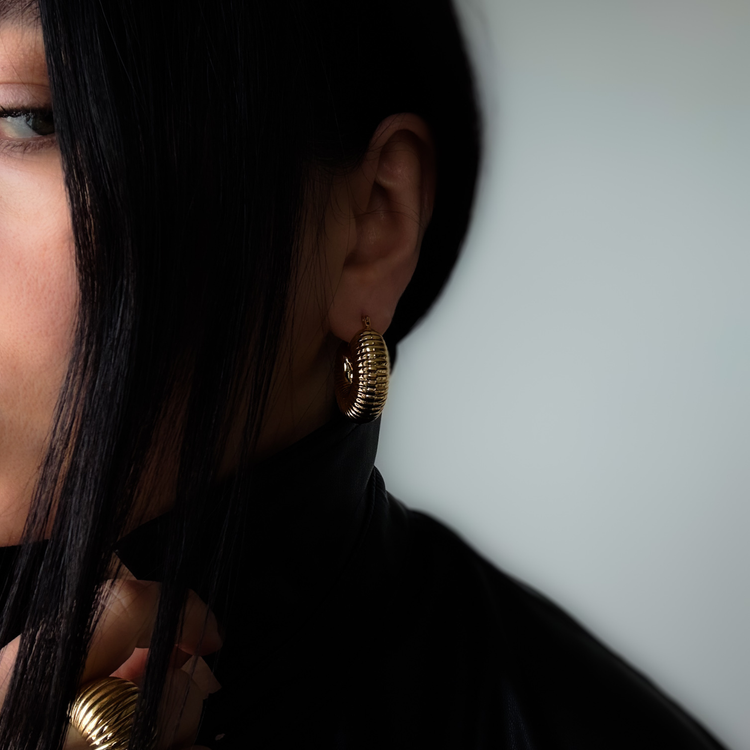 18K Gold Plated Chunky Ribbed Gold Hoop Earrings