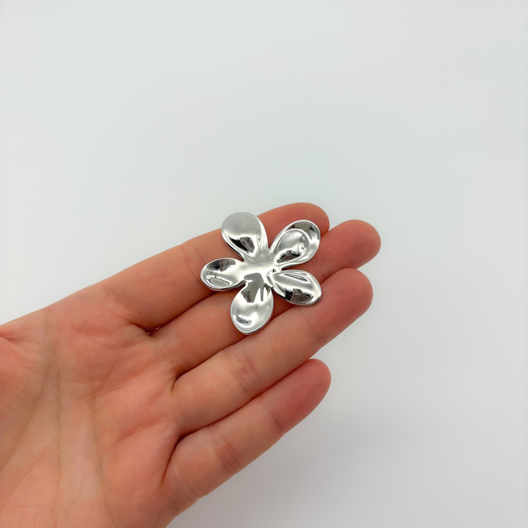 Silver Daisy Brooch Pin