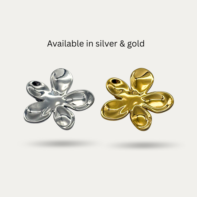 Gold Daisy Brooch Pin