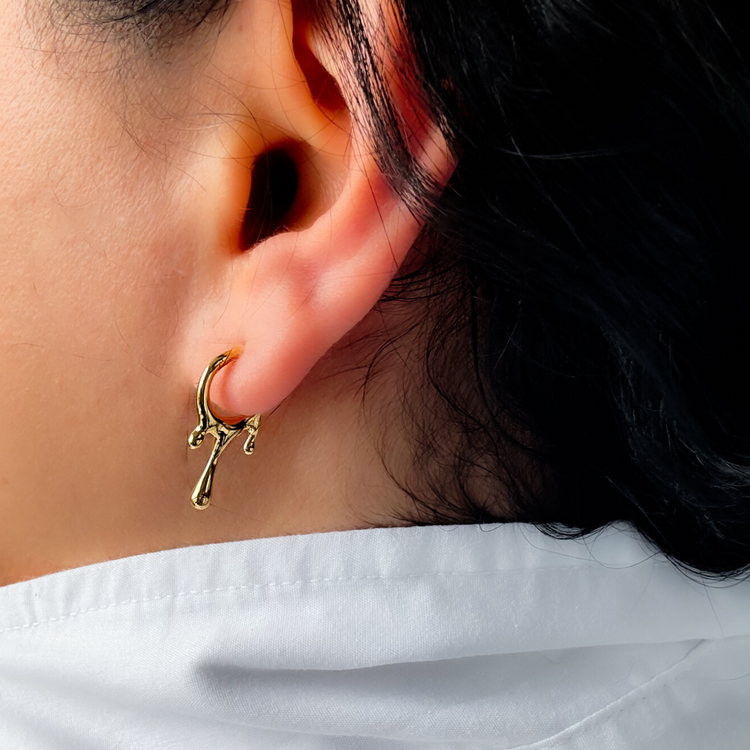 Dainty Gold Drip C-Shape Earrings