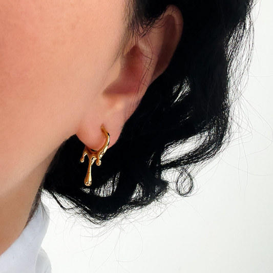 Dainty Gold Drip C-Shape Earrings