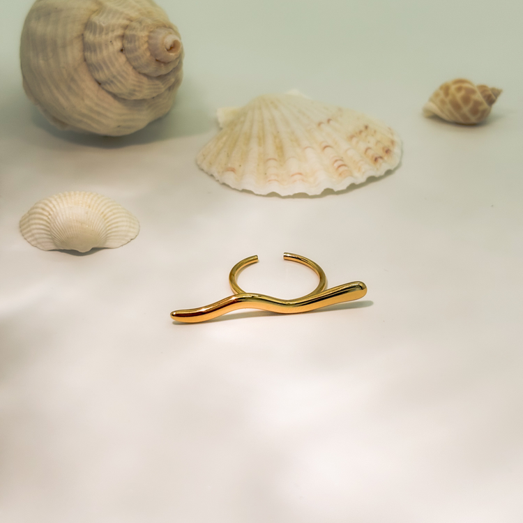 Gold Wave Ring