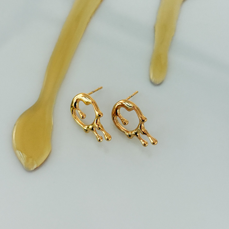 Dainty Drip Gold Stud Earrings
