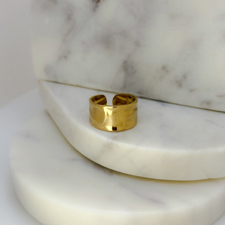 Gold Cigar Band Ring