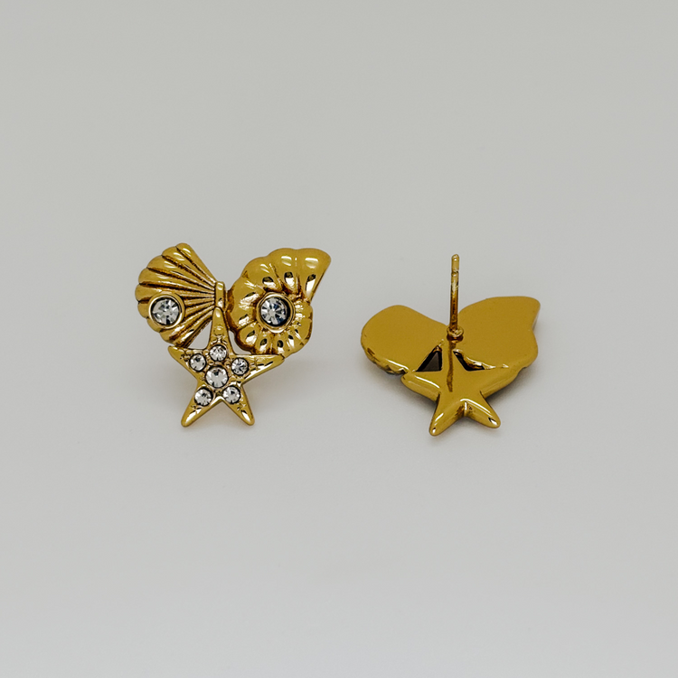 Chunky Gold Seashell Stud Earrings